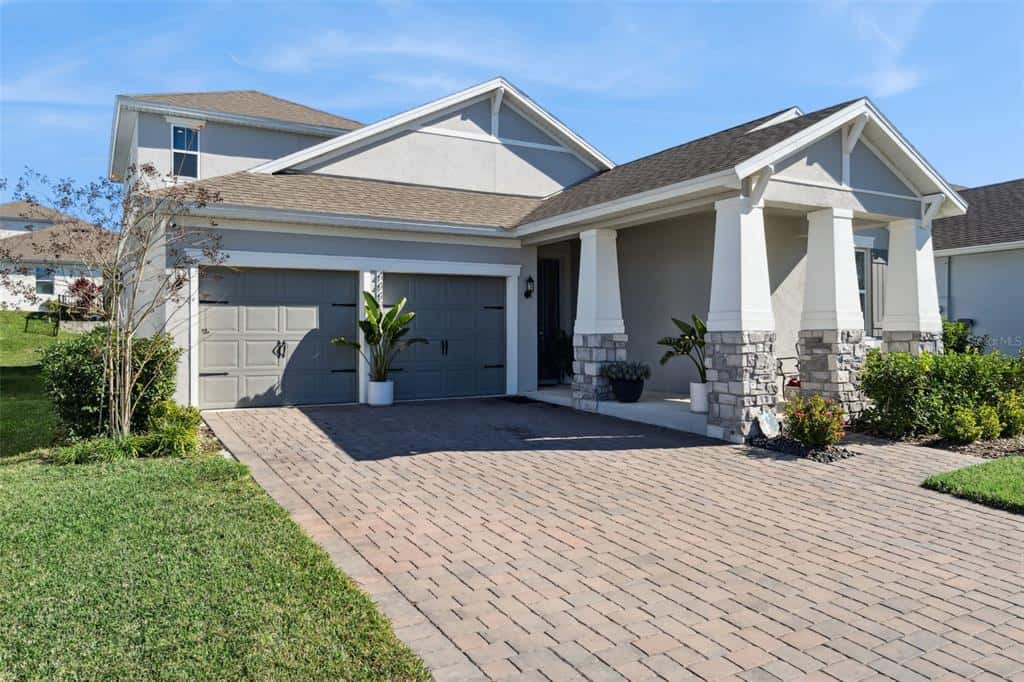 Single Family Residence in CLERMONT