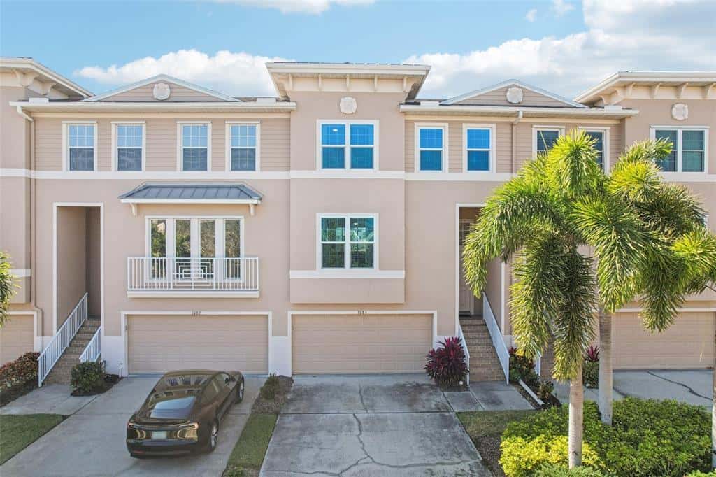 Townhouse in SEMINOLE