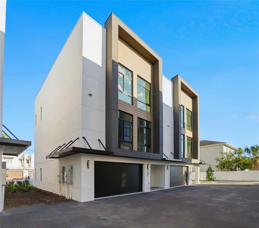 Townhouse in TAMPA
