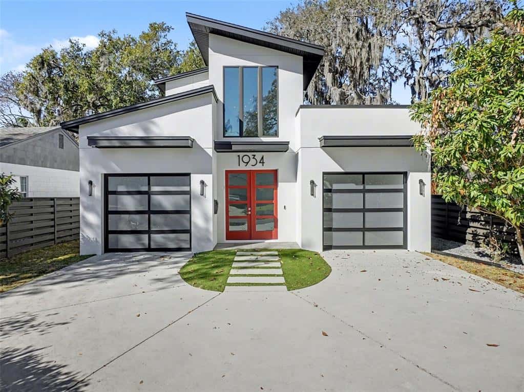 Single Family Residence in WINTER PARK
