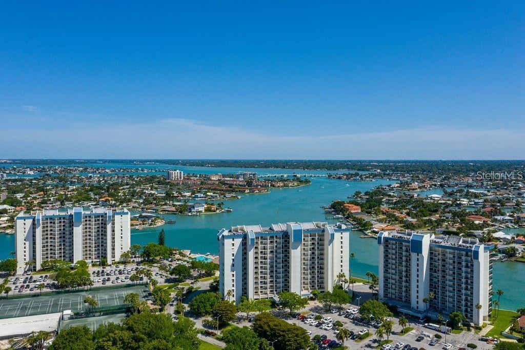 Condominium in ST PETE BEACH