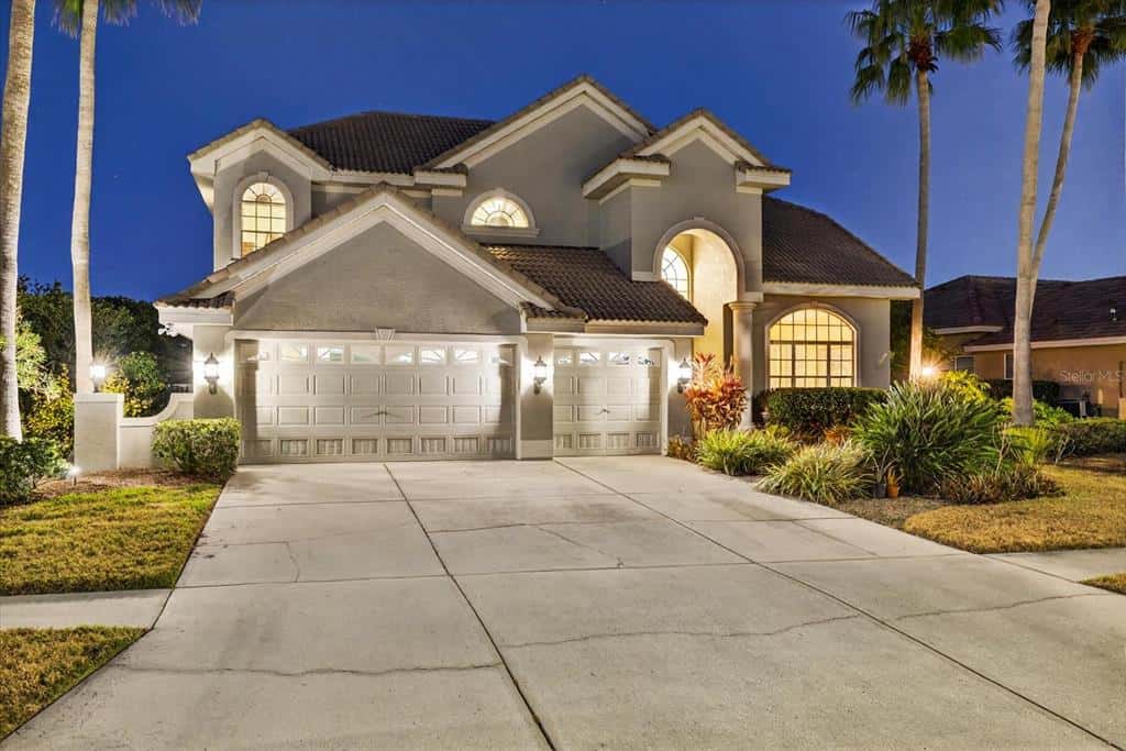 Single Family Residence in TAMPA