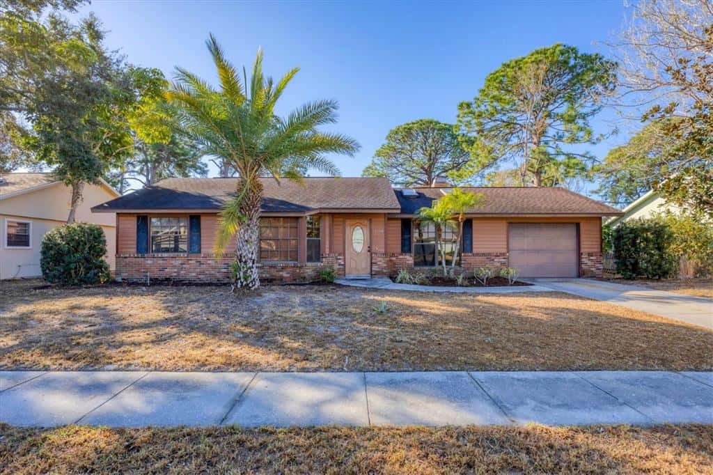 Single Family Residence in SARASOTA
