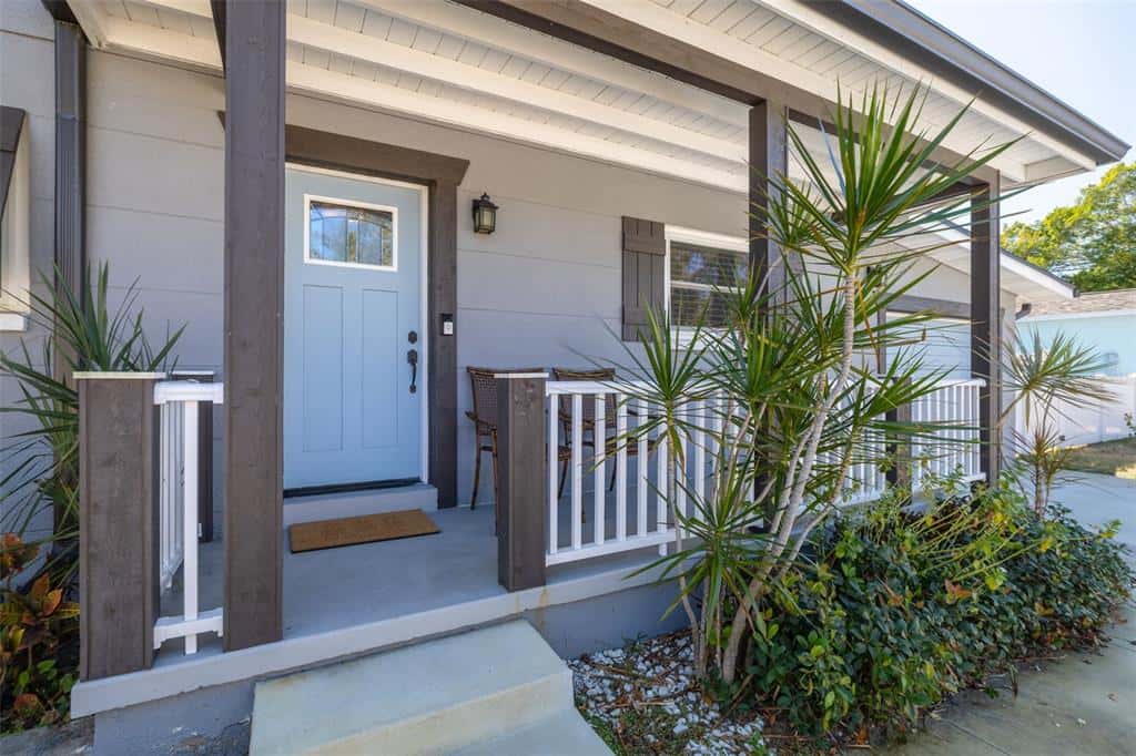 Single Family Residence in GULFPORT