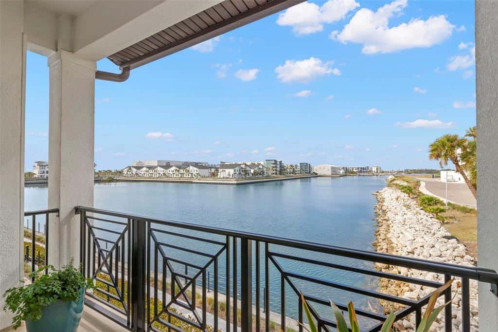 Townhouse in TAMPA