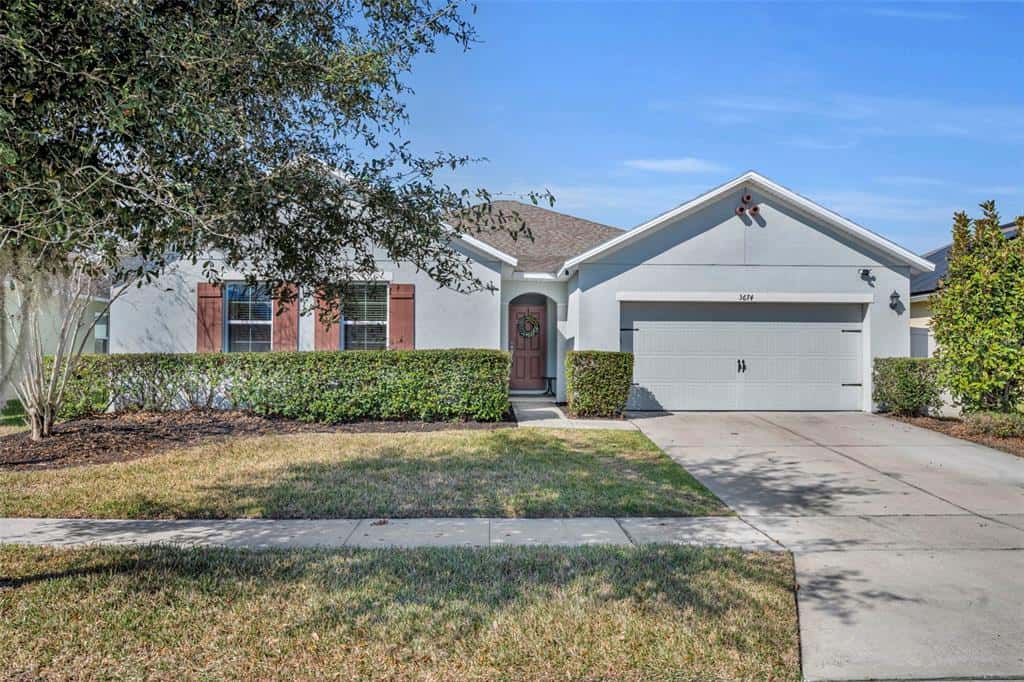 Single Family Residence in ORLANDO