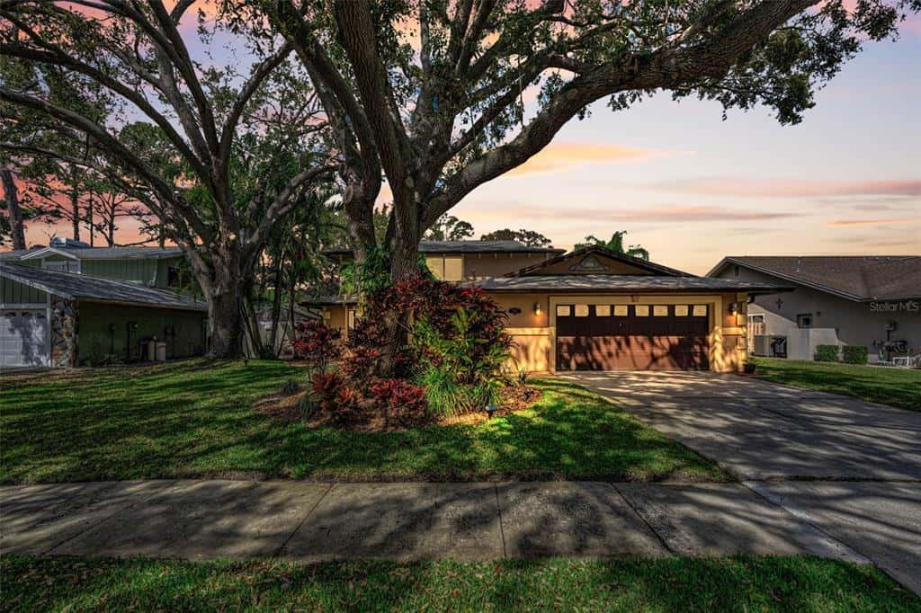 Single Family Residence in CLEARWATER