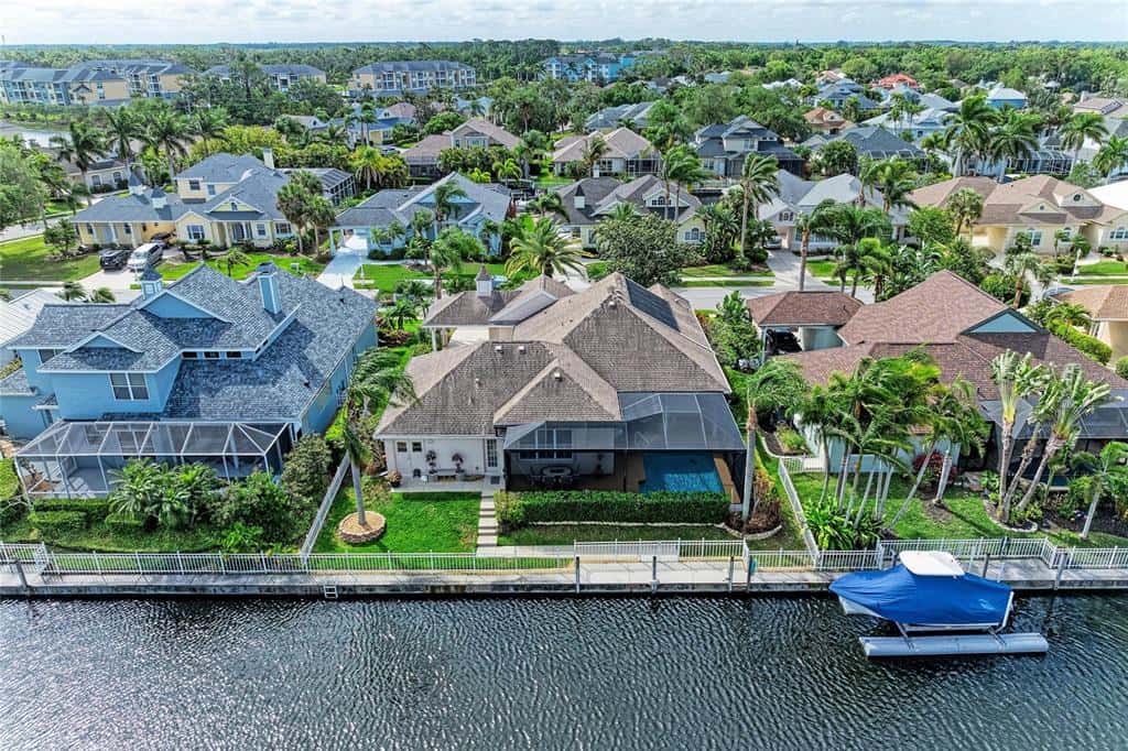 Single Family Residence in BRADENTON