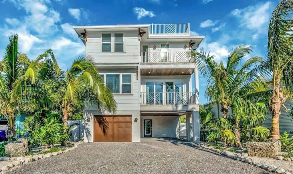 Single Family Residence in BRADENTON BEACH