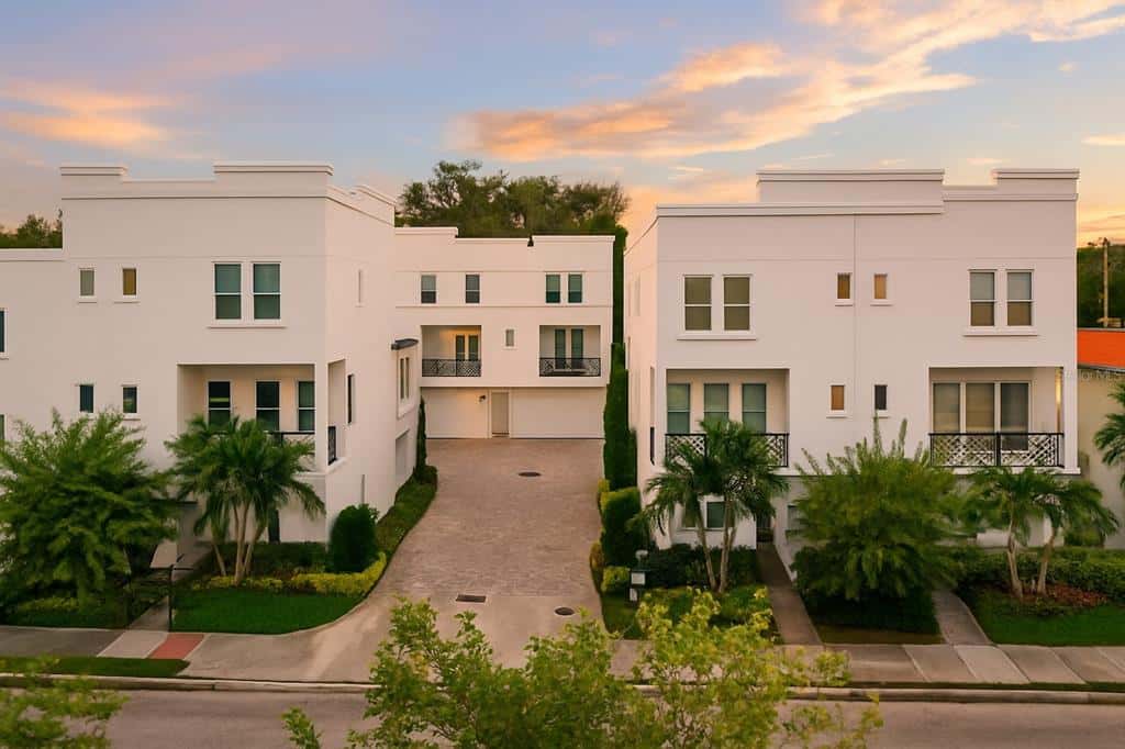 Townhouse in TAMPA