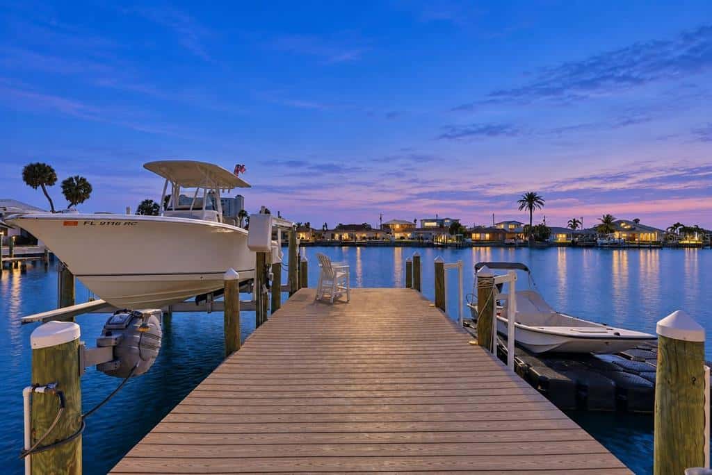 Single Family Residence in ST PETE BEACH