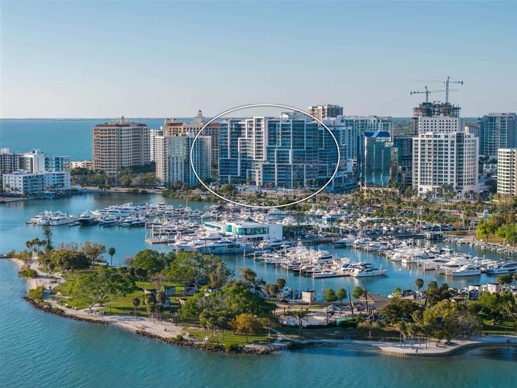 Condominium in SARASOTA