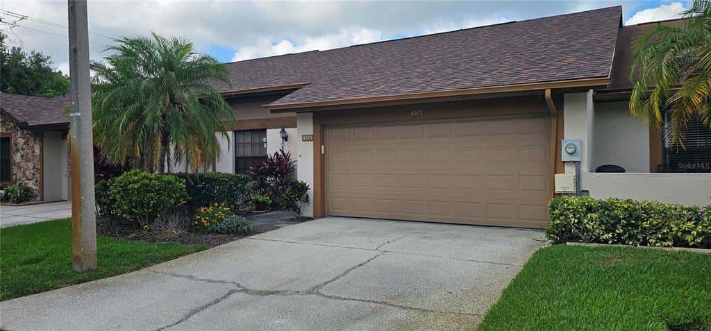 Townhouse in TAMPA