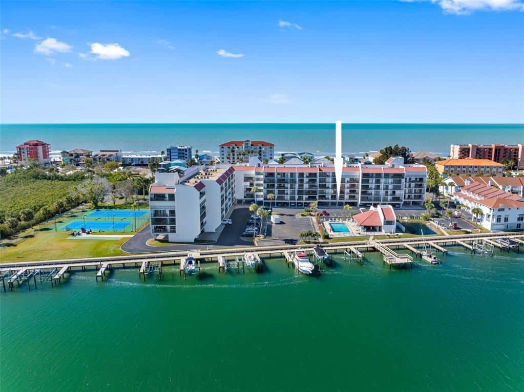 Condominium in INDIAN SHORES