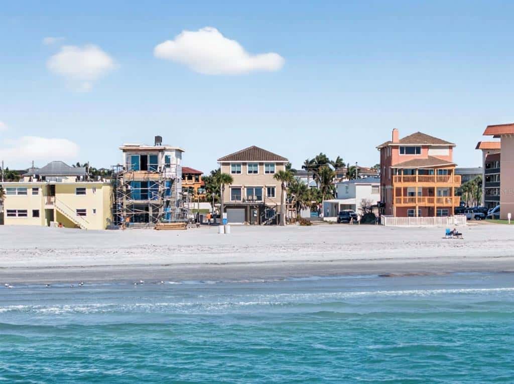 Single Family Residence in REDINGTON SHORES