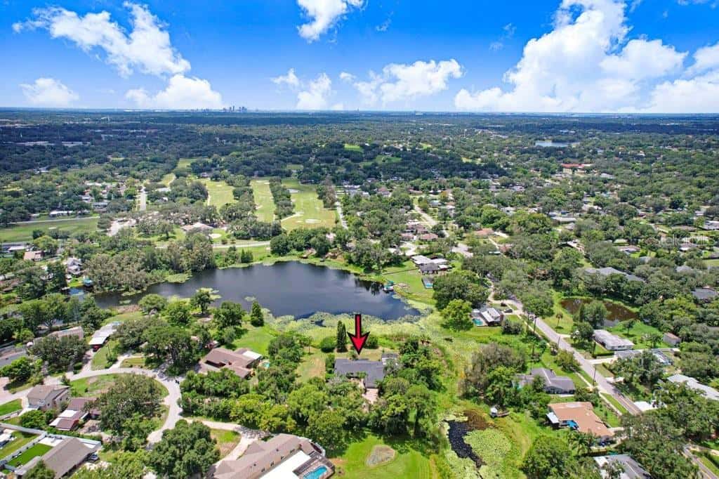 Single Family Residence in TAMPA