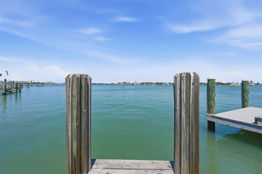 Single Family Residence in ST PETE BEACH