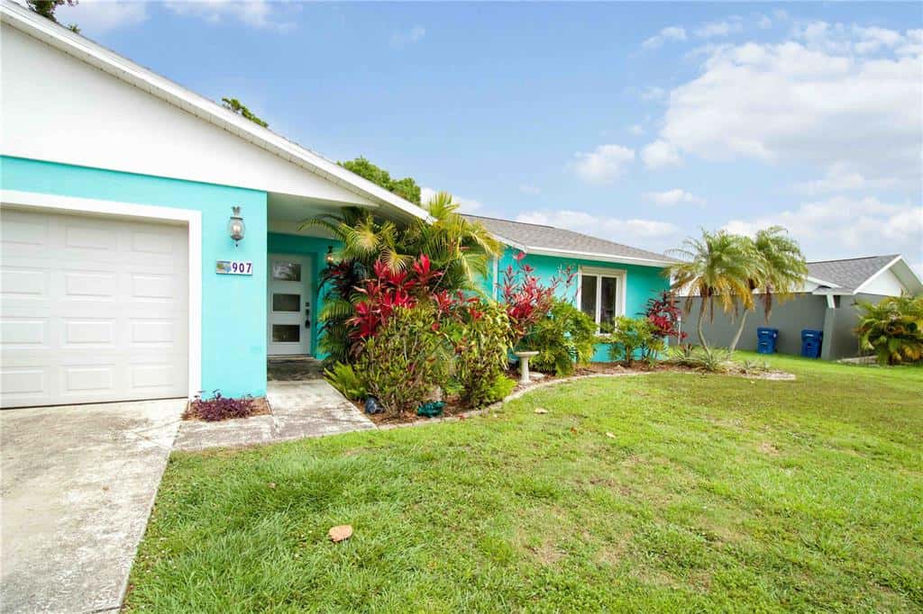 Single Family Residence in BRADENTON