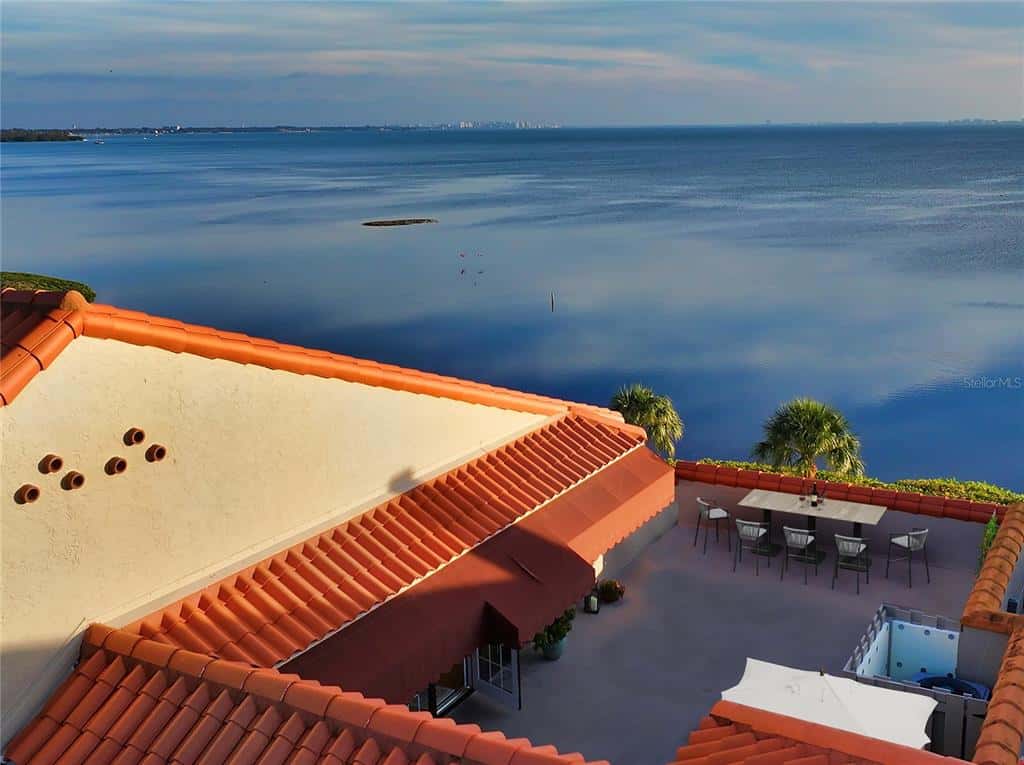 Condominium in BRADENTON