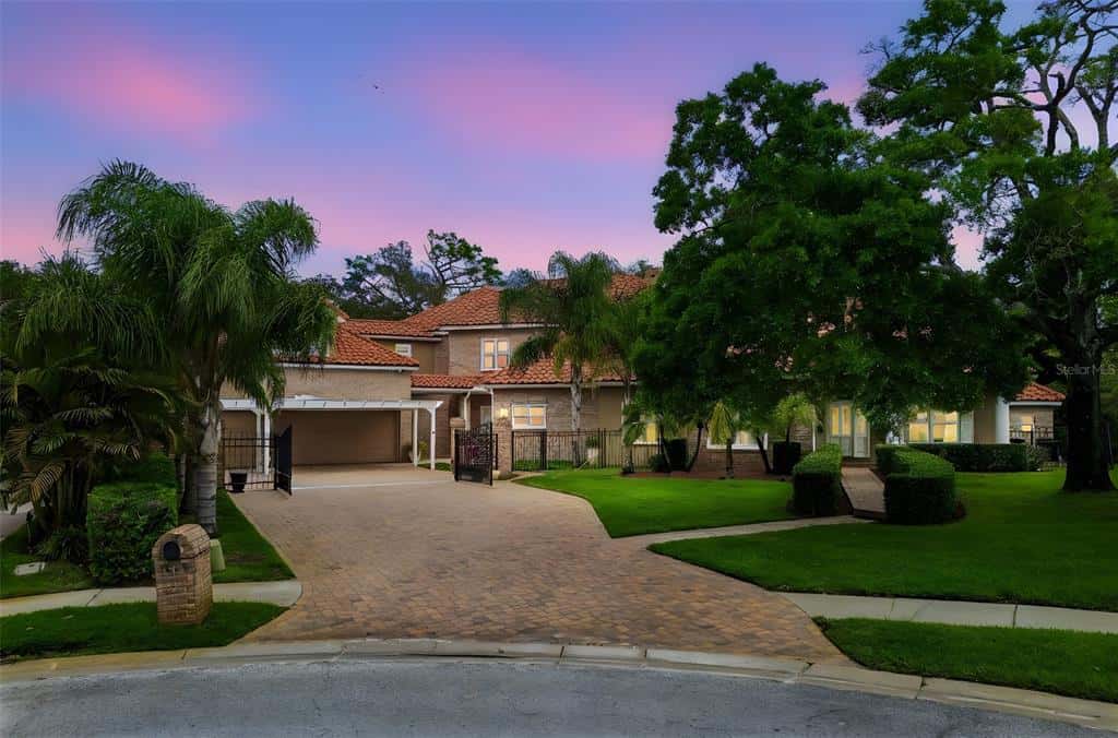 Single Family Residence in CLEARWATER