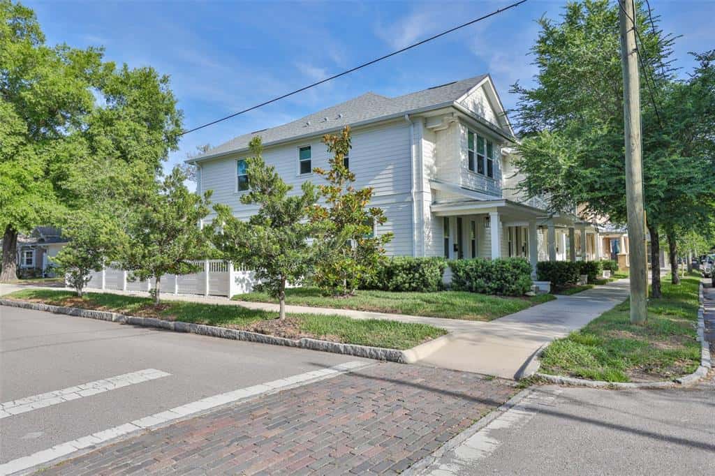 Townhouse in TAMPA