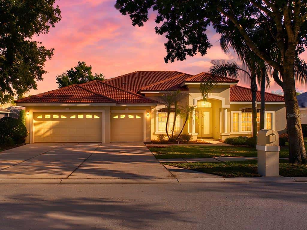 Single Family Residence in TAMPA