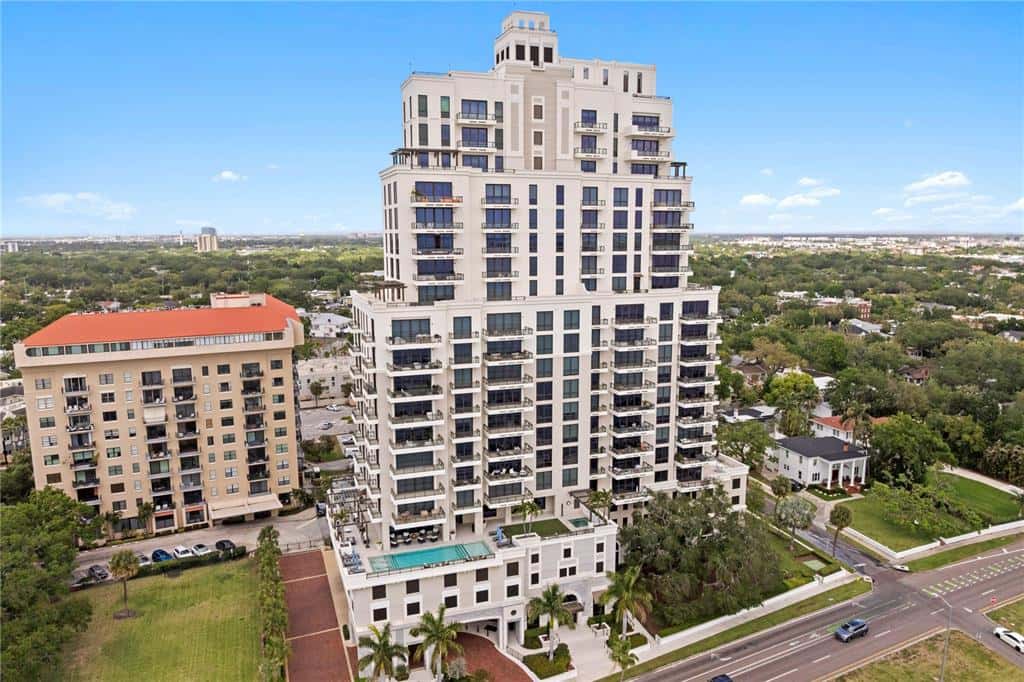 Condominium in TAMPA