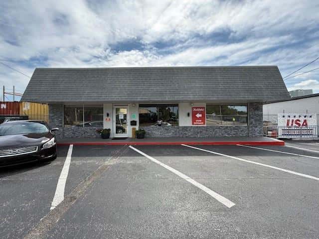 Retail in TAMPA