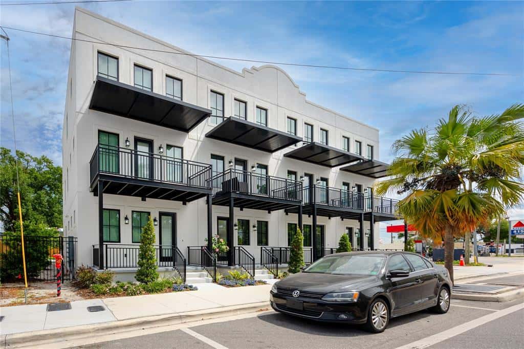 Townhouse in TAMPA