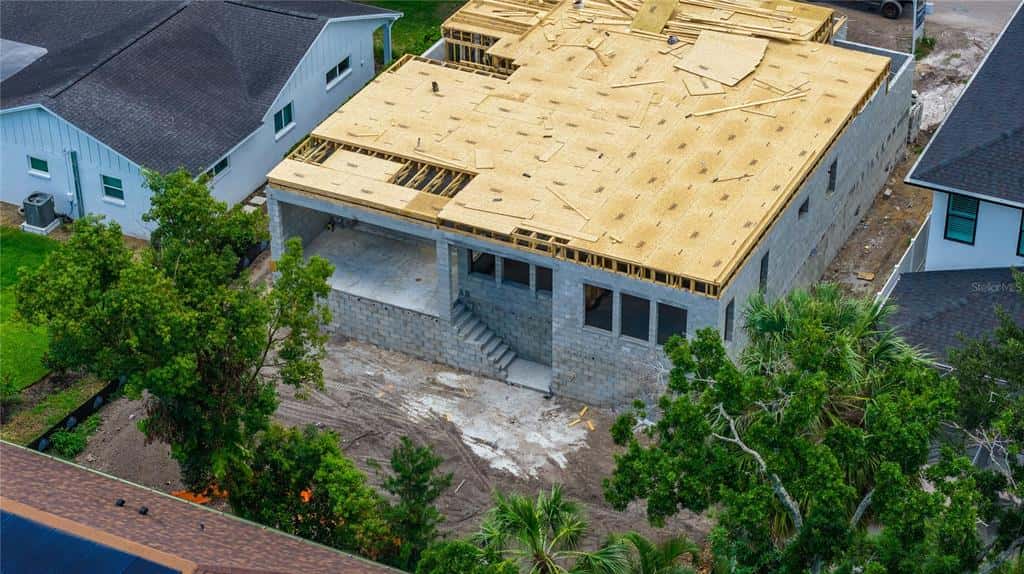 Single Family Residence in TAMPA