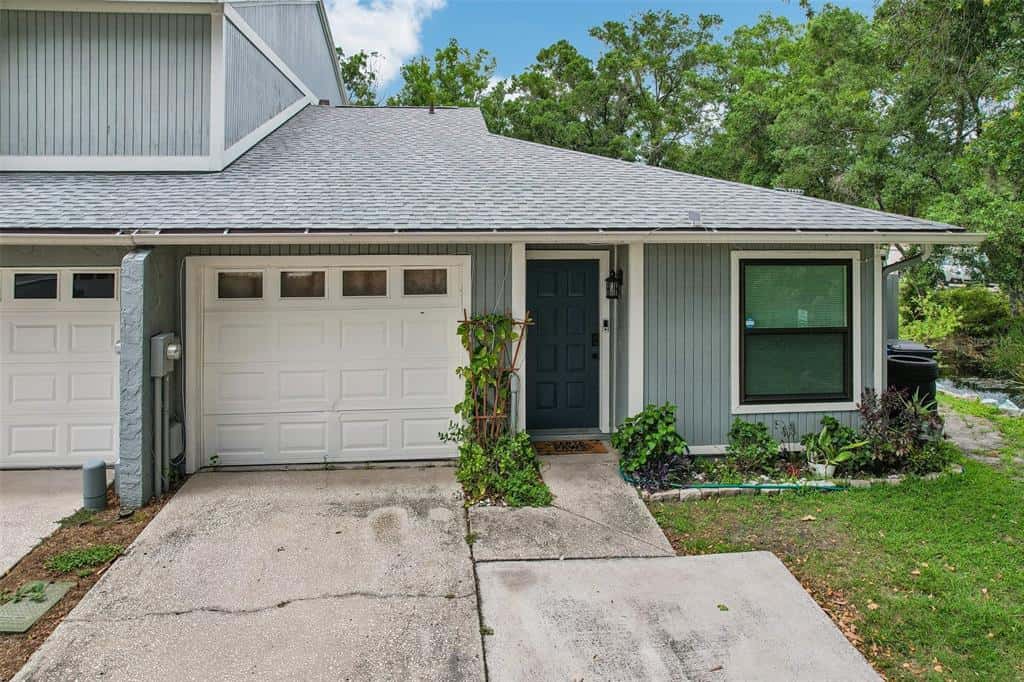 Townhouse in TAMPA