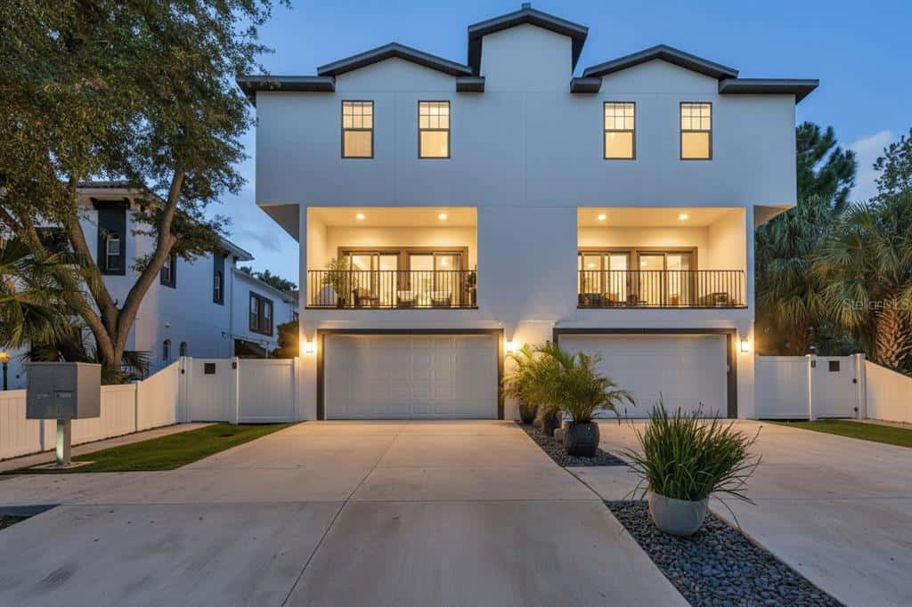 Townhouse in TAMPA