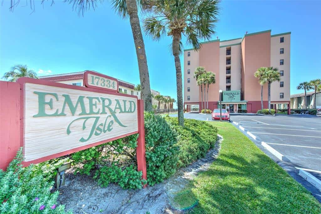 Condominium in NORTH REDINGTON BEACH