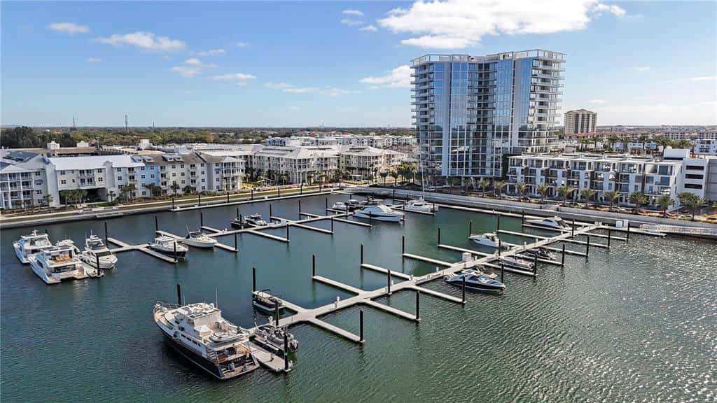 Condominium in TAMPA