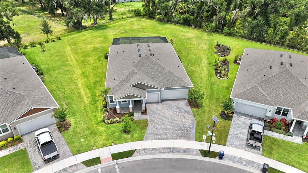 Single Family Residence in PARRISH