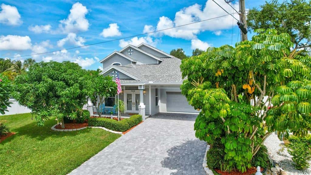 Single Family Residence in BRADENTON