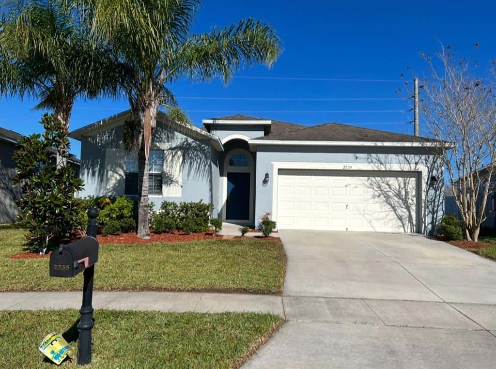 Single Family Residence in ORLANDO