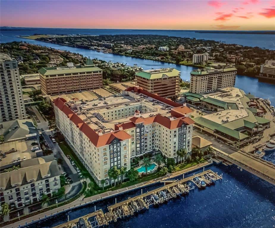 Condominium in TAMPA