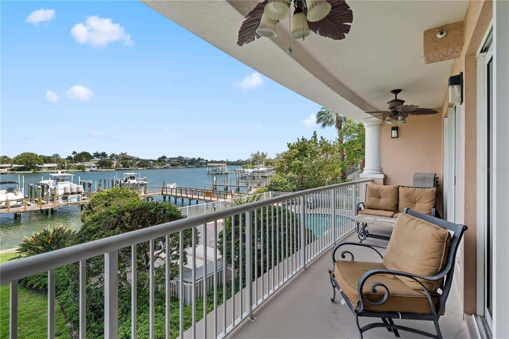 Condominium in ST PETE BEACH