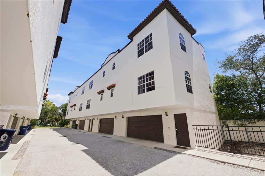 Condominium in TAMPA