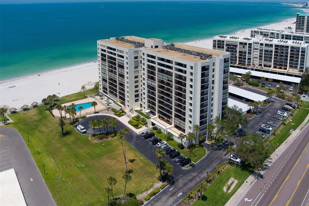 Condominium in CLEARWATER
