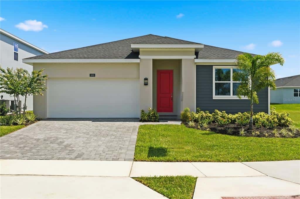 Single Family Residence in APOPKA