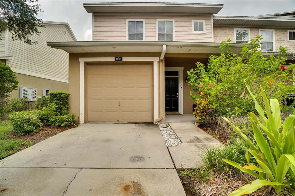 Townhouse in TAMPA