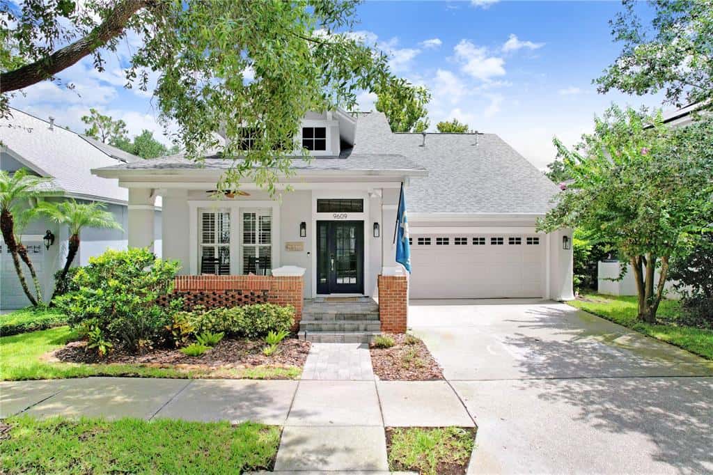 Single Family Residence in TAMPA