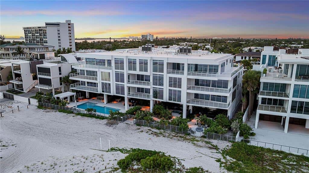 Condominium in SARASOTA