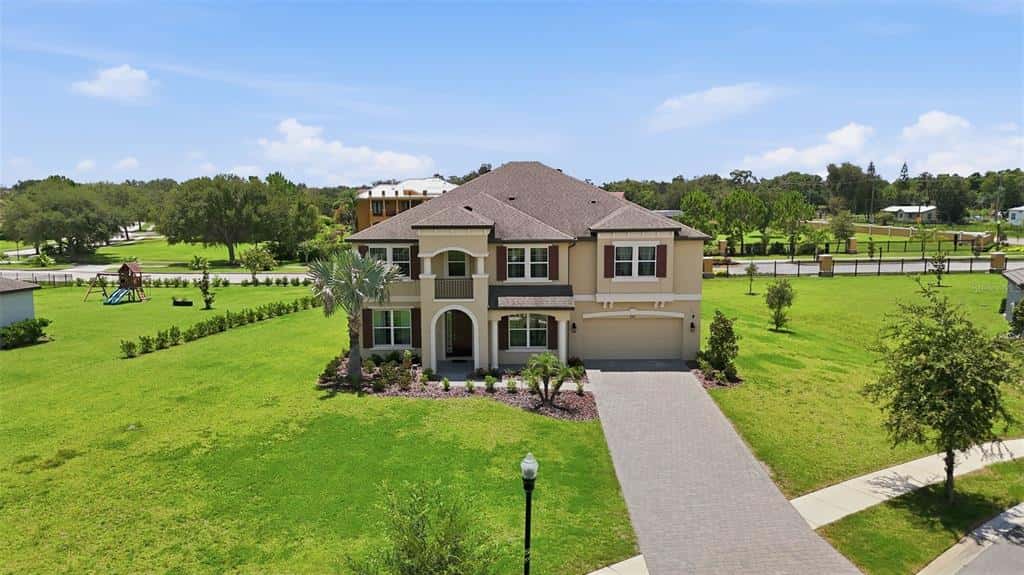 Single Family Residence in SEFFNER