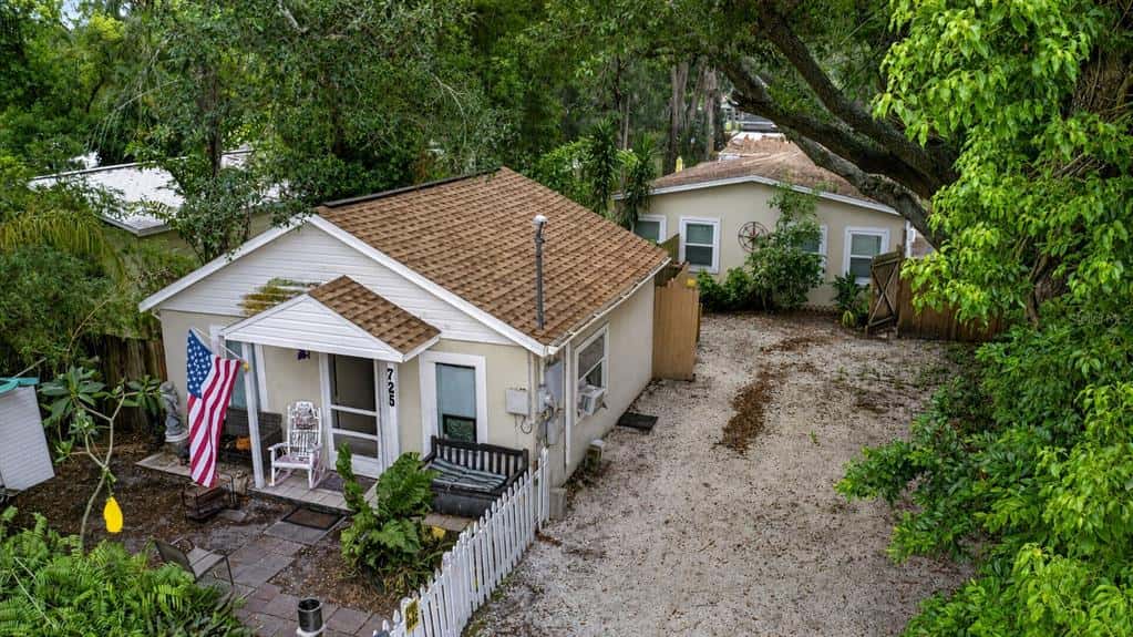 Triplex in CLEARWATER