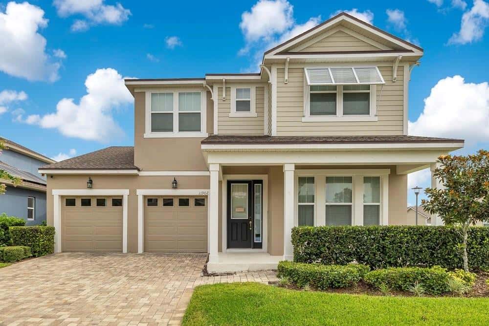 Single Family Residence in ORLANDO