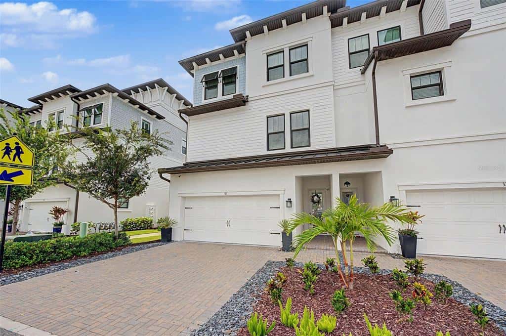Townhouse in TAMPA