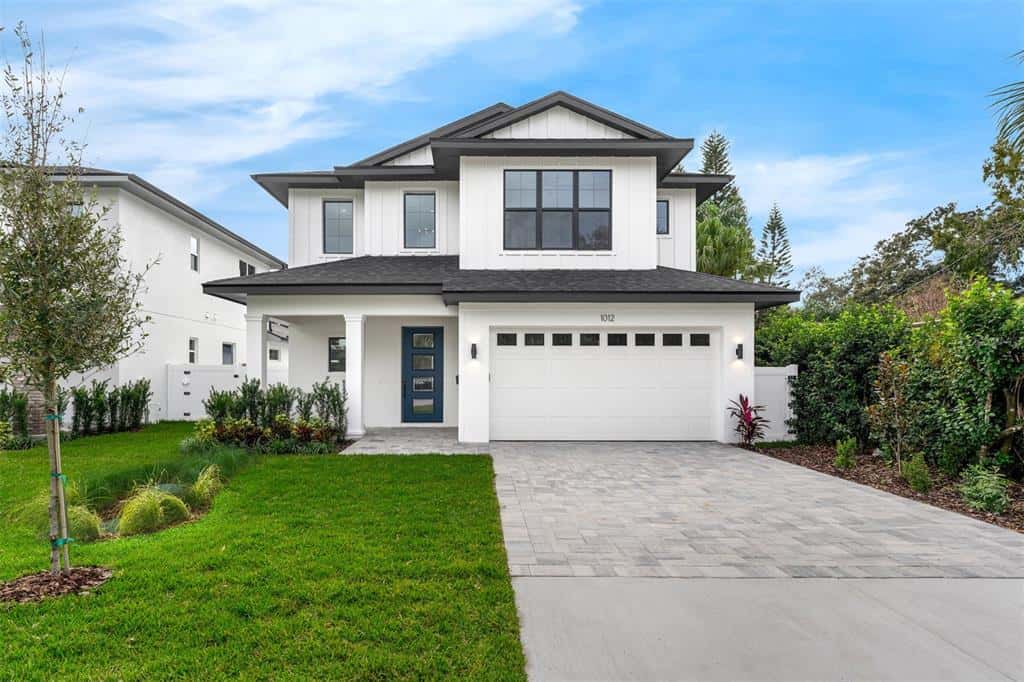 Single Family Residence in WINTER PARK